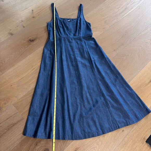 Old Navy Denim Midi Dress  | M | Classic | Coastal | Preppy - Picture 4 of 5